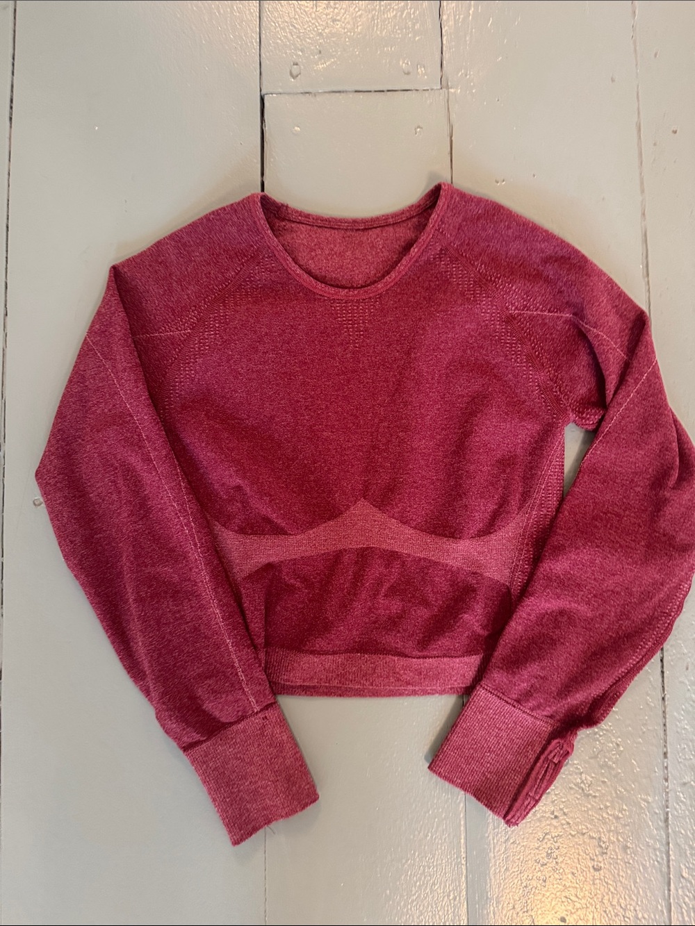 Cropped Long Sleeve athletic top  Pullover in Berry girls sm/medium